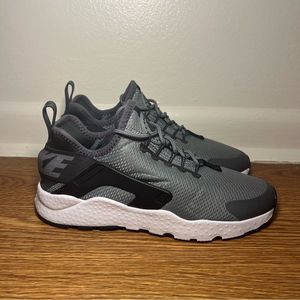 Nike Air Huarache Run Ultra 819151-007 Grey Black Women’s Size 7